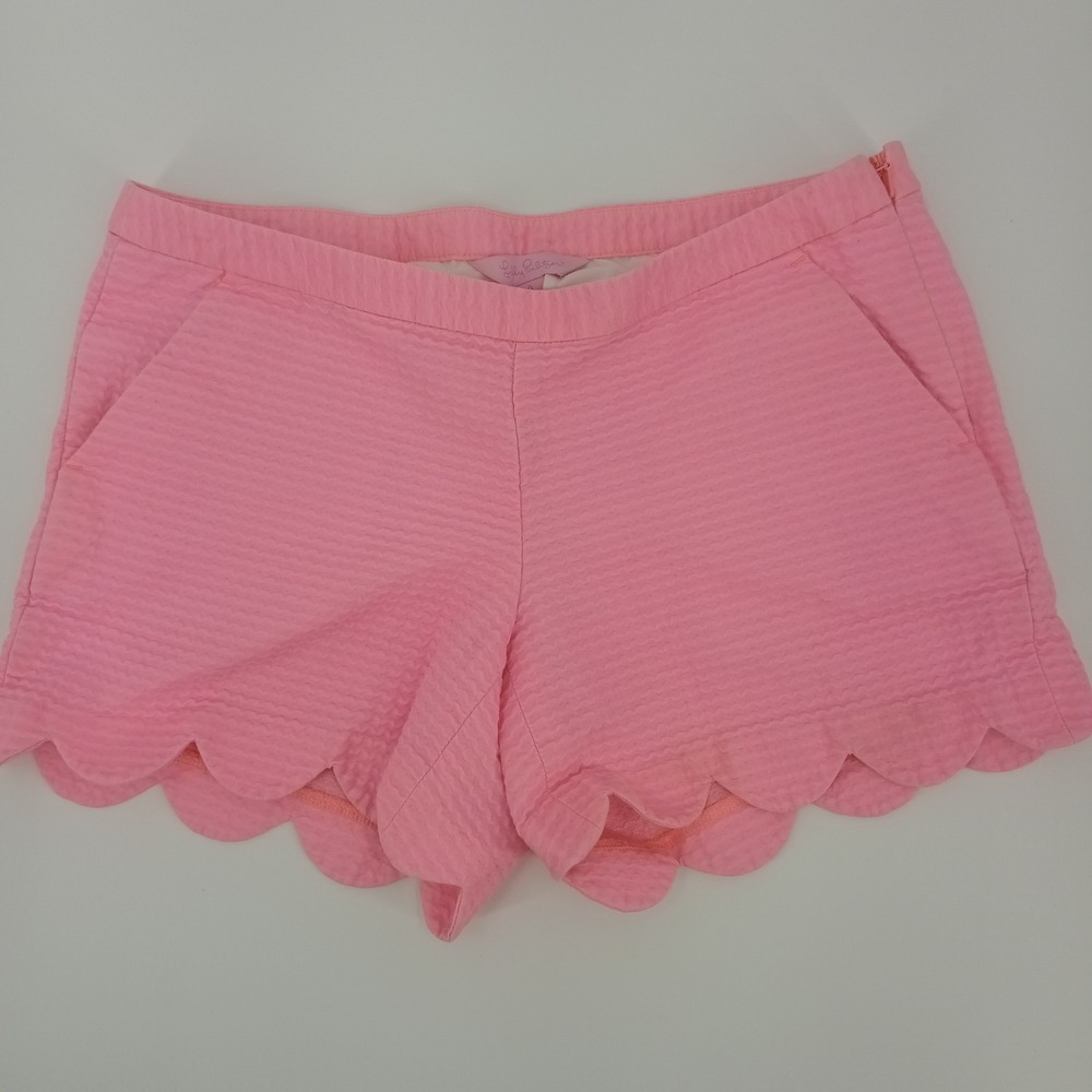 Lilly Pulitzer Pink Textured Buttercup Scalloped Hem Shorts Size 0, 28 inches
